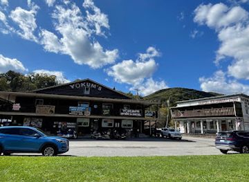 west-virginia/seneca-rocks/restaurant/yokum-s-store-and-motel