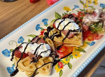 maine/bangor/restaurant/kar-lyle-waffle-s