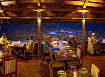zambia/victoria-falls/restaurant/makuwa-kuwa-restaurant