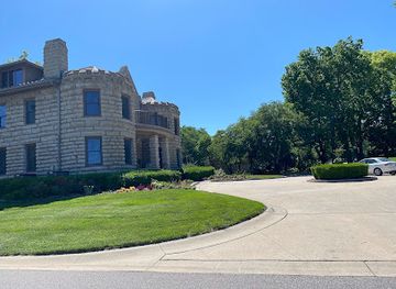 kansas/monument-rocks/restaurant/wandering-vine-at-the-castle