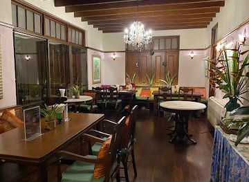 thailand/bangkok/restaurant/na-aroon