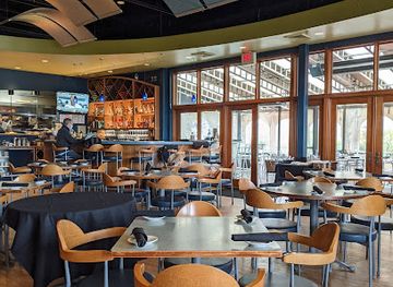 kentucky/bluegrass-region/restaurant/azur-restaurant-and-patio