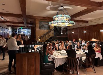 south-carolina/charleston/king-street-historic-district/restaurant/stars-rooftop-grill-room