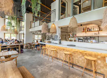 LA CANTINE by THE BABEL COMMUNITY – Montpellier Antigone l Restaurant Convivial