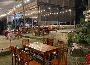 vietnam/north-central-coast/restaurant/len-con-peak