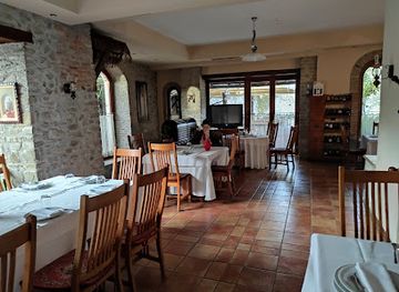 albania/puka/restaurant/real-scampis