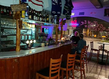 switzerland/thun/restaurant/clock-tower-station