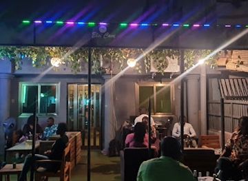 benin/plateau/restaurant/elsi-cave