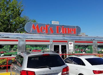 tennessee/great-smoky-mountains/restaurant/mel-s-classic-diner