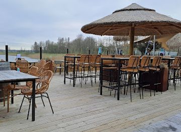 netherlands/noordoostpolder/restaurant/bij-ons-in-de-wellerwaard