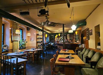 germany/dresden/neustadt/restaurant/planwirtschaft