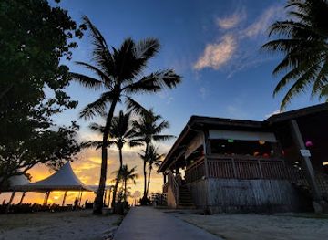 guam/fai-fai-beach/restaurant/the-beach-restaurant-bar-guam