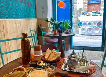 morocco/essaouira/restaurant/retro-corner-essaouira
