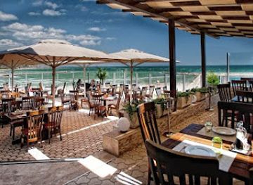 romania/dobrogea-plateau/restaurant/le-premier