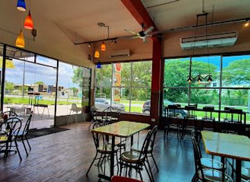 brunei/mukim-labu/restaurant/a-ayam-bengkurong