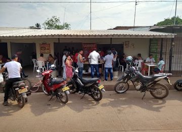 colombia/guaviare-department/restaurant/lechoneria-caliche