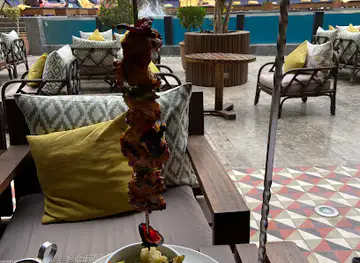 Lila Restaurant & Patio