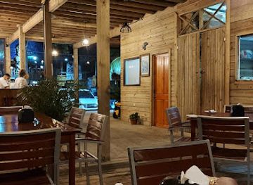 honduras/roatan/restaurant/blue-elephant-thai