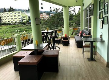 india/shillong/restaurant/dylan-s-cafe