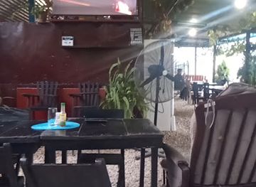 guatemala/flores/restaurant/los-argentinos-choripanes