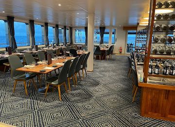 australia/ningaloo-reef/restaurant/coral-expeditions-the-northern-territory