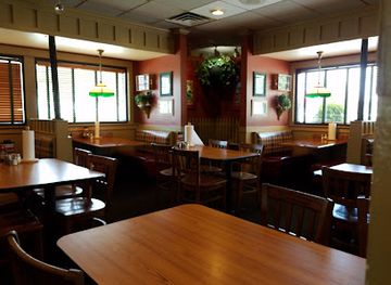 alabama/little-river-canyon-national-preserve/restaurant/pizza-hut