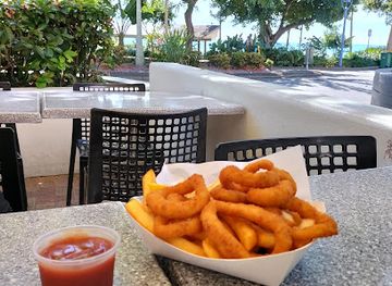 australia/airlie-beach/restaurant/whitsunday-seafood-bar