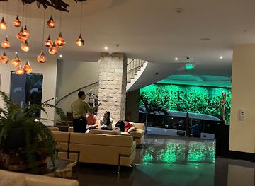 costa-rica/arenal-volcano-national-park/restaurant/restaurante-emperador