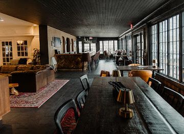new-hampshire/white-mountains/restaurant/alpine-tavern-at-the-wentworth