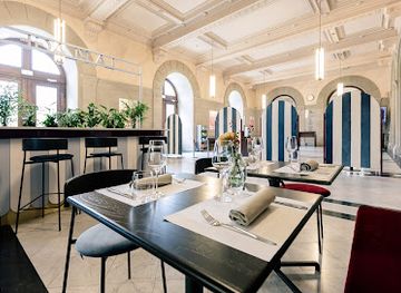 switzerland/geneva/restaurant/cafe-de-la-plage-grand-theatre-de-geneve