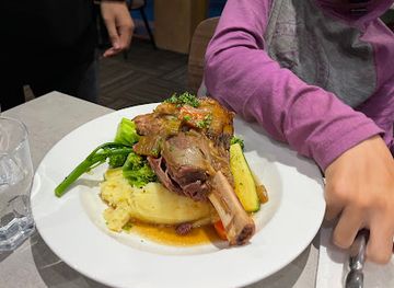 australia/flinders-ranges/restaurant/poddy-dodgers-bar