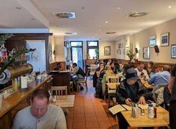 germany/munich/ludwigsvorstadt-isarvorstadt/restaurant/andy-s-krablergarten