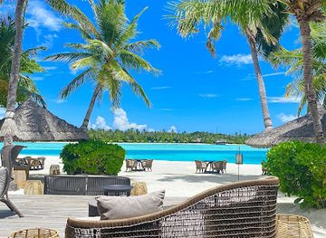 maldives/gulhi-island/restaurant/living-room-naladhu-private-island