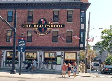 rhode-island/trustom-pond-national-wildlife-refuge/restaurant/the-red-parrot-restaurant