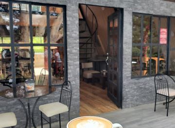 nicaragua/matagalpa-coffee-region/restaurant/deja-vu