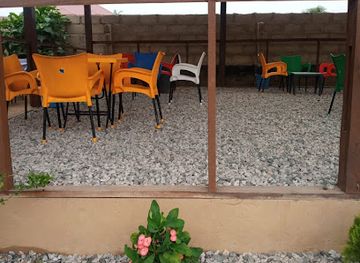 ghana/busua/restaurant/kujaara-hangout