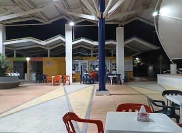 colombia/cano-cristales/restaurant/plazoleta-de-comidas-la-macaren