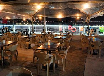 malaysia/george-town/weld-quay/restaurant/colour-port