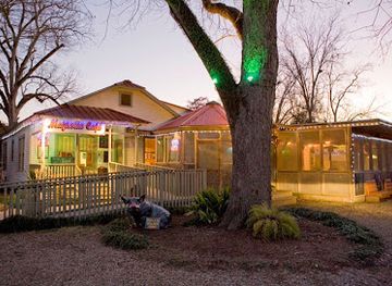 louisiana/plantation-country/restaurant/magnolia-cafe