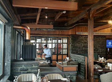 india/kashmir-valley/restaurant/the-waterfront