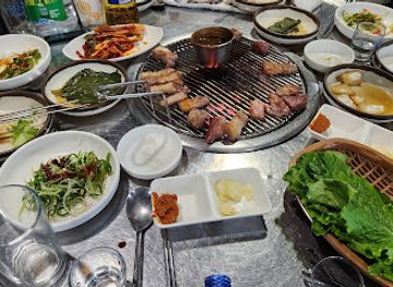 south-korea/jeju-island/restaurant/black-pork-restaurant