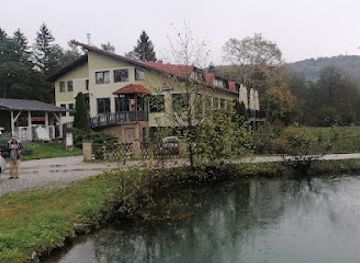 slovenia/savinja/restaurant/rajngla-d-o-o