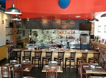 michigan/detroit/new-center/restaurant/la-feria