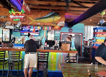 mississippi/biloxi/restaurant/shaggy-s-biloxi-beach