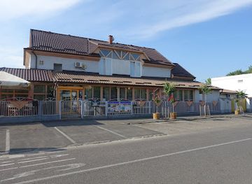 hungary/szabolcs-szatmar-bereg/restaurant/cseko-kavehaz-es-etterem