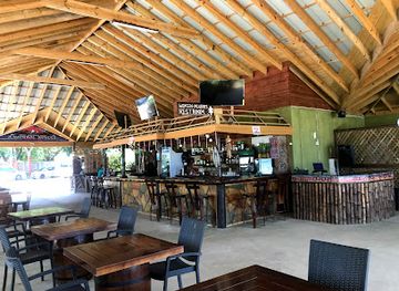 jamaica/south-coast/restaurant/glistening-waters-restaurant-and-marina