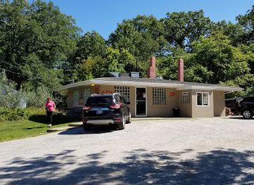 indiana/michigan-city/restaurant/up-n-smoke-mc