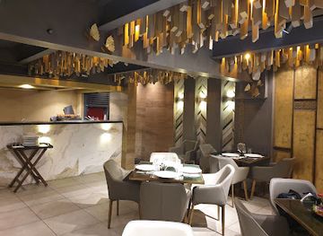 egypt/alexandria/bolkly/restaurant/malakite-restaurant