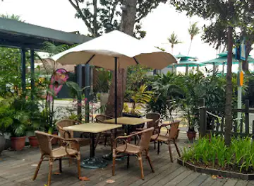 Siloso Beach Cafe