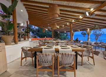 albania/dhermi-region/restaurant/azul-by-havana